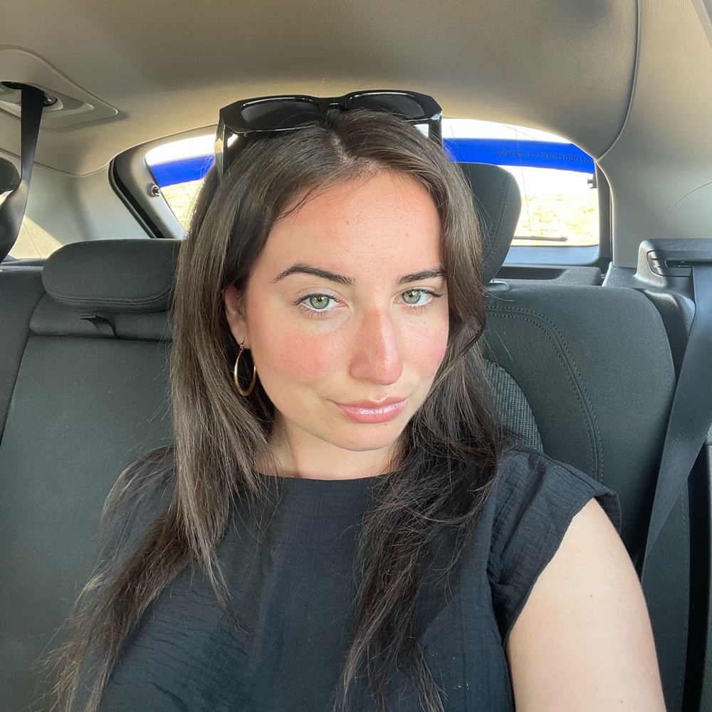 Meet your Posher, Marilena